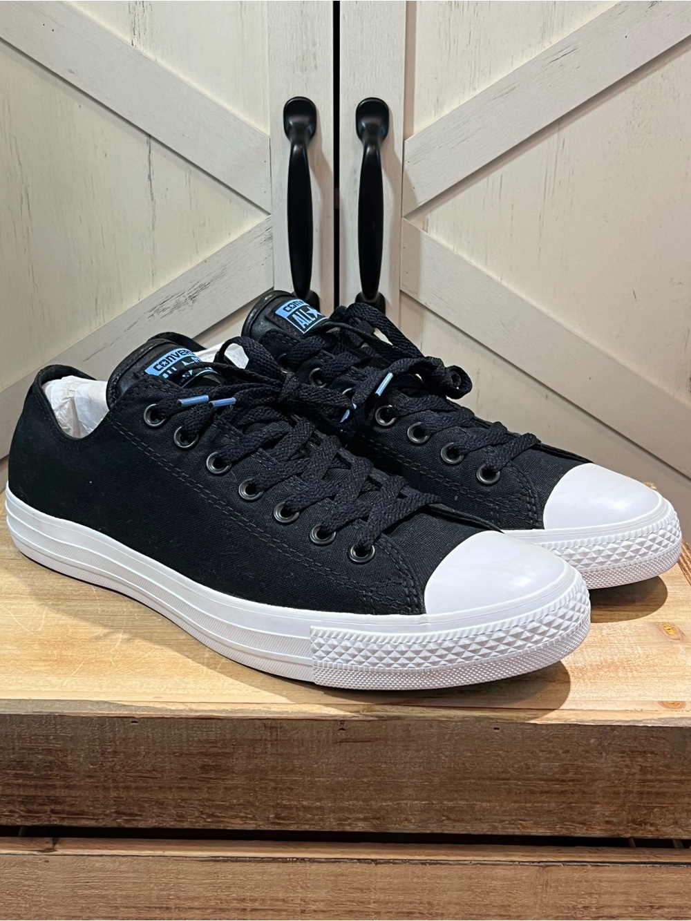 Converse Chuck Taylor II Low Top Black & Blue Sneaker Mens 10 NEW - Picture 2 of 11